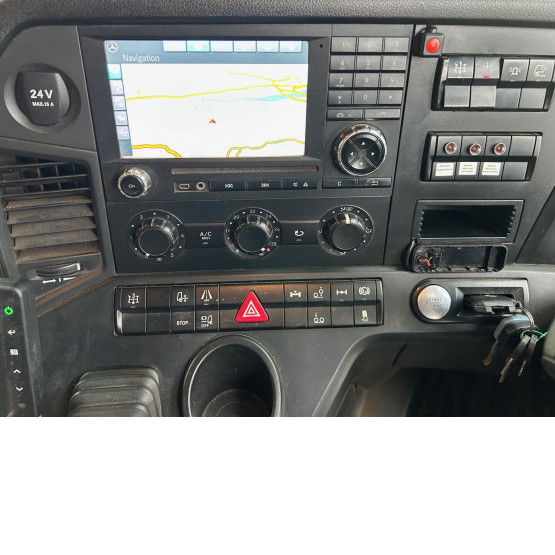 2017 MERCEDES ANTOS 2542 BLUETEC 6 in Gulley Suckers and Jetters