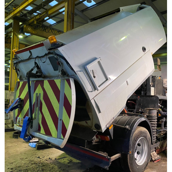 2012 IVECO 150E22EEV EUROCARGO ROAD SWEEPER in Truck Mounted Sweepers