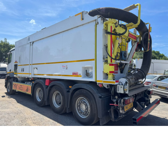 2017 MERCEDES AROCS 3245 in Vacuum Excavators