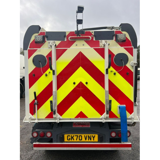 2020 SCARAB M25H in Compact Sweepers