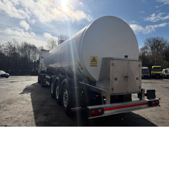2008 Crossland Tanker Trailer in Food & Chemical Tankers Trailers