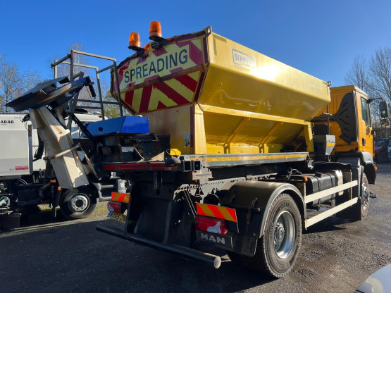 2015 MAN TGM 18-250 in Gritters