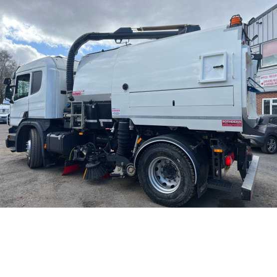 2015 SCANIA P280 ROAD SWEEPER in Truck Mounted Sweepers