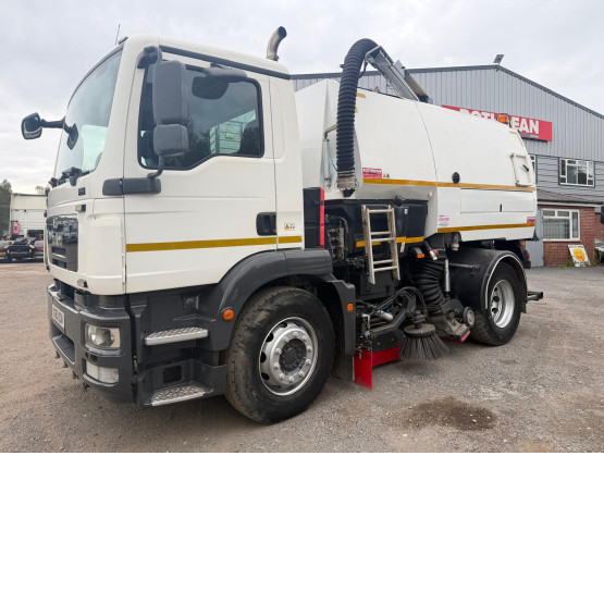 2013 MAN TGM15.250 EEV ROAD SWEEPER in Truck Mounted Sweepers