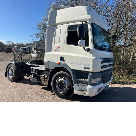 2012 DAF CF85-410 SKY CAB in 4x2 Tractor Units