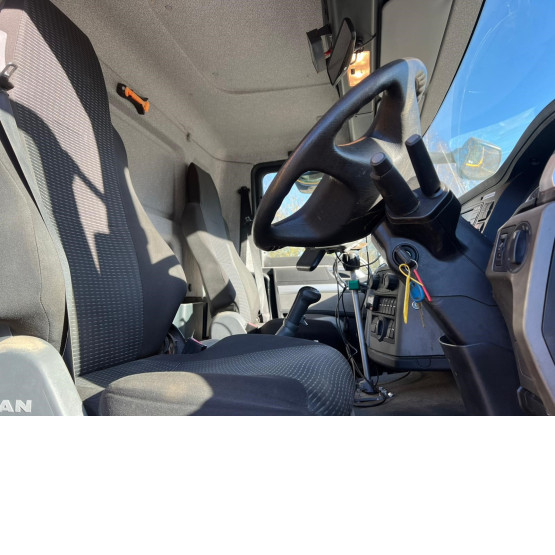 2015 MAN TGM 18-250 in Gritters