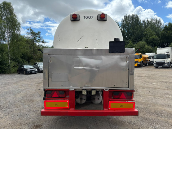 2002 Feldbinder FOOD TANKER in Food & Chemical Tankers Trailers