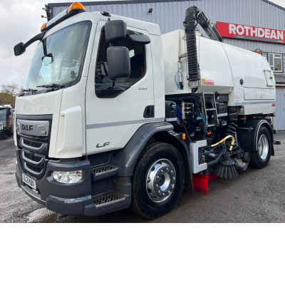 2021 DAF LF260