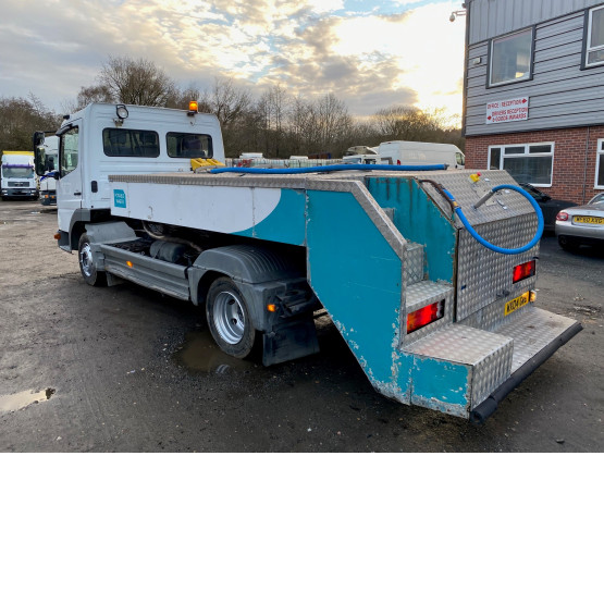 2004 MERCEDES ATEGO in Tank Rigid Vehicles