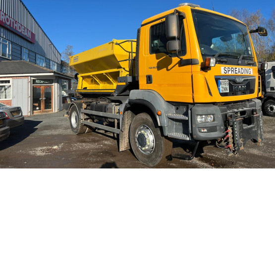 2015 MAN TGM 18-250 in Gritters
