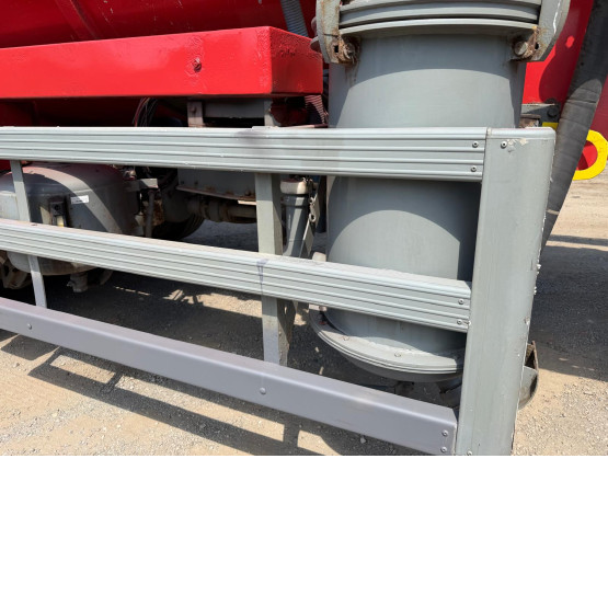 2003 WHALE WASTE DISPOSAL TANKER in Vacuum Tankers Trailers