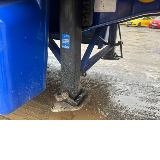 2017 SDC  in Curtain Siders Trailers