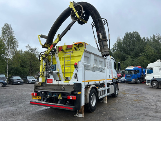 2016 MERCEDES ANTOS 1842 BLUETEC 6 in Gulley Suckers and Jetters