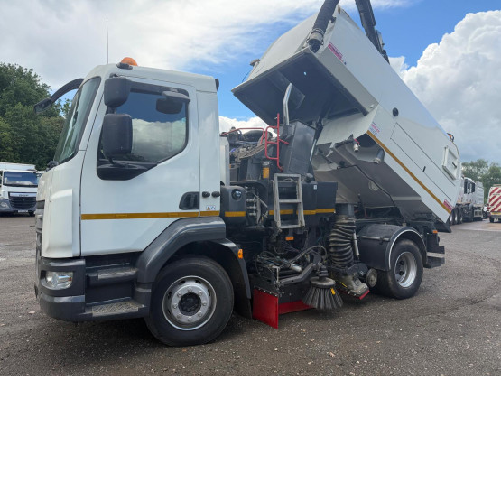 2015 DAF LF220 ROAD SWEEPER in Truck Mounted Sweepers