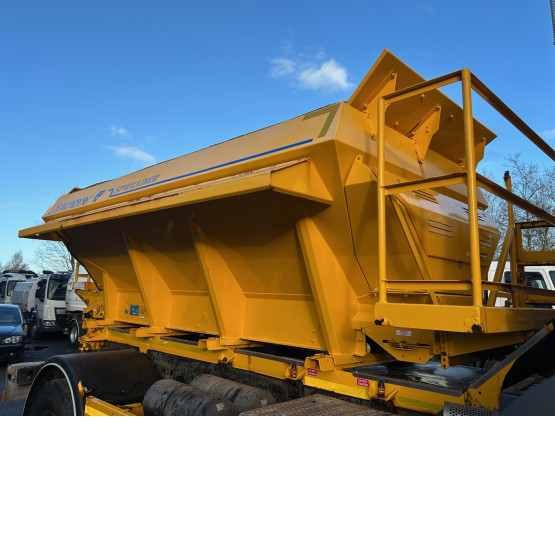 2017 MERCEDES 1824 BLUETEC 6 in Gritters