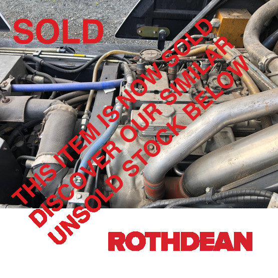 2013 JOHNSTON SWEEPER in Compact Sweepers