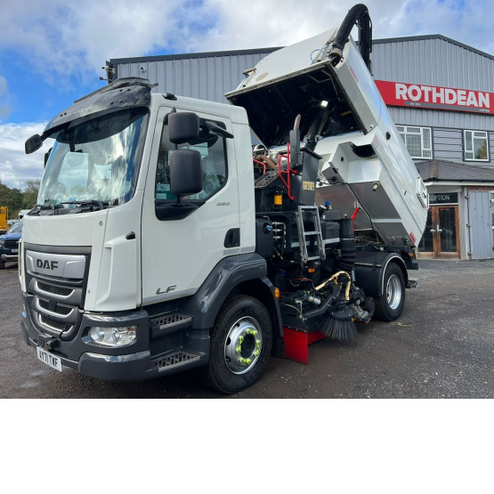 2021 DAF LF260 in Truck Mounted Sweepers
