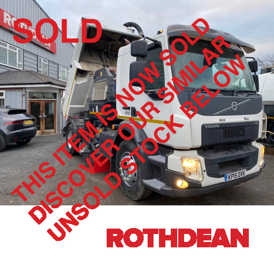 2015 VOLVO FL250 ROAD SWEEPER in Truck Mounted Sweepers