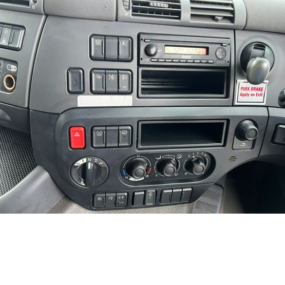 2017 DAF CF330 in Curtain Siders Rigid Vehicles