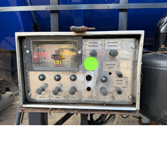 2003 SDC Waste Tanker in Vacuum Tankers Trailers