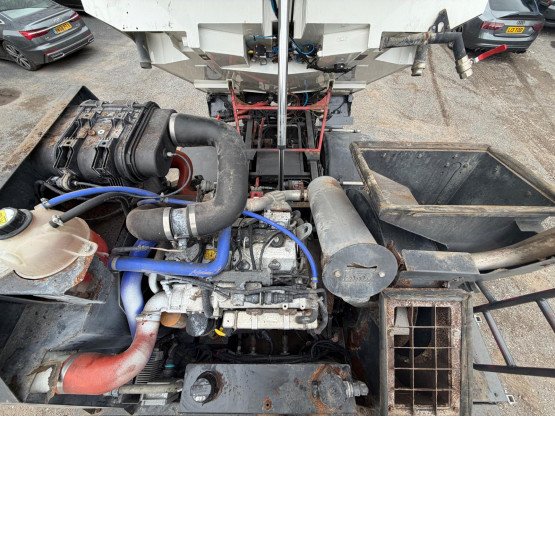 2013 MAN TGM15.250 EEV ROAD SWEEPER in Truck Mounted Sweepers