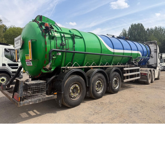 2005 WHALE WASTE TANKER in Vacuum Tankers Trailers