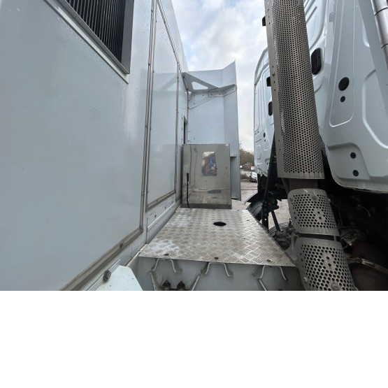 2017 MERCEDES RSP VACUUM EXCAVATOR ESE 6RD 8000L in Gulley Suckers and Jetters