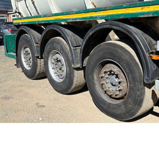 2010 WHALE MILD STEEL WASTE DISPOSAL TANK in Vacuum Tankers Trailers