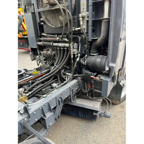 2020 SCARAB M25H in Compact Sweepers