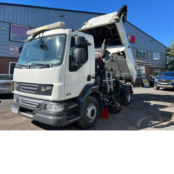 2013 DAF LF55-220 EEV ROAD SWEEPER in Truck Mounted Sweepers