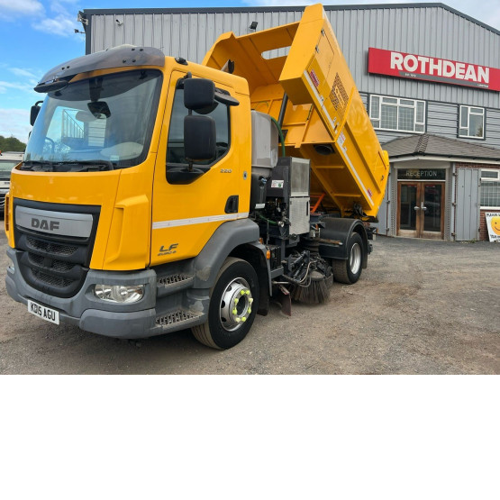 2015 DAF LF55-220 ROAD SWEEPER in Truck Mounted Sweepers