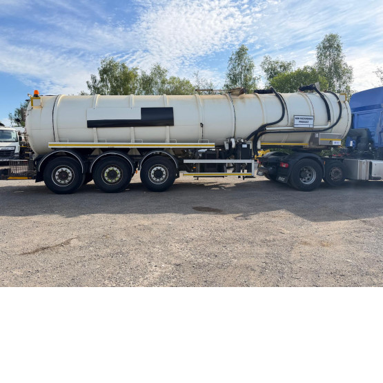 2013 WHALE VACUUM TANKER in Vacuum Tankers Trailers