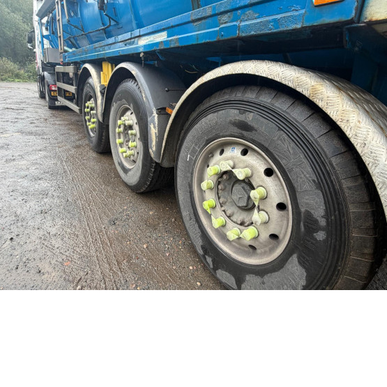 2009 WHALE VACUUM TANKER in Vacuum Tankers Trailers