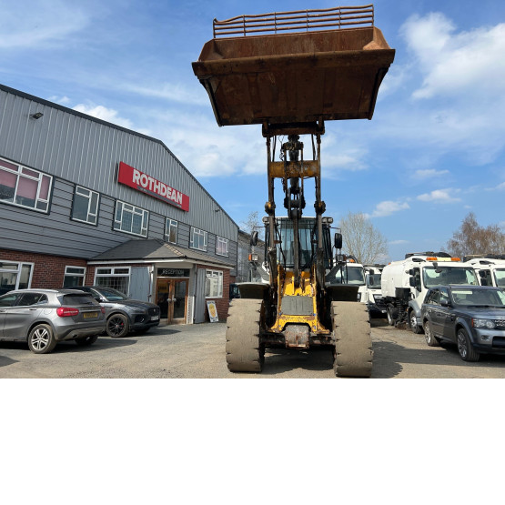 2015 LIEBHERR L550 in Loaders