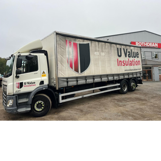 2017 DAF CF330 in Curtain Siders Rigid Vehicles