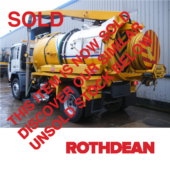 2001 VOLVO FL180 in Tank Rigid Vehicles
