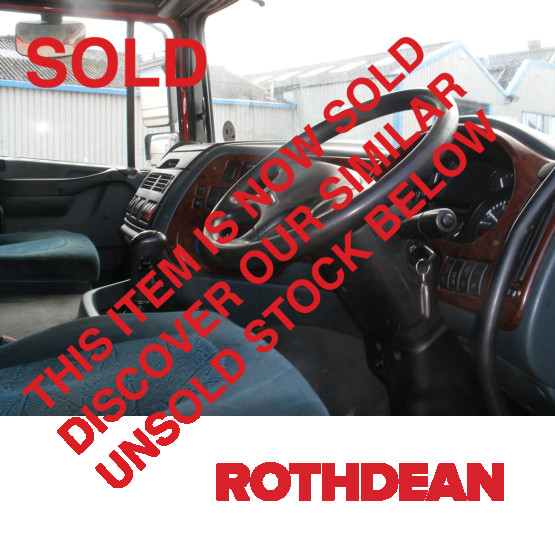 2004 DAF 95XF480 in 4x2 Tractor Units