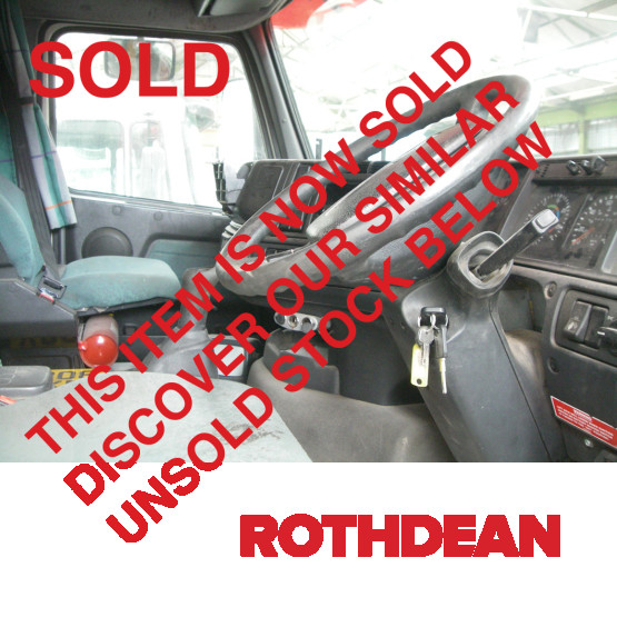 2001 VOLVO FH12 in 6x2 Tractor Units