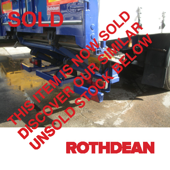 2002 SDC 4.2M TAILIFT in Curtain Siders Trailers