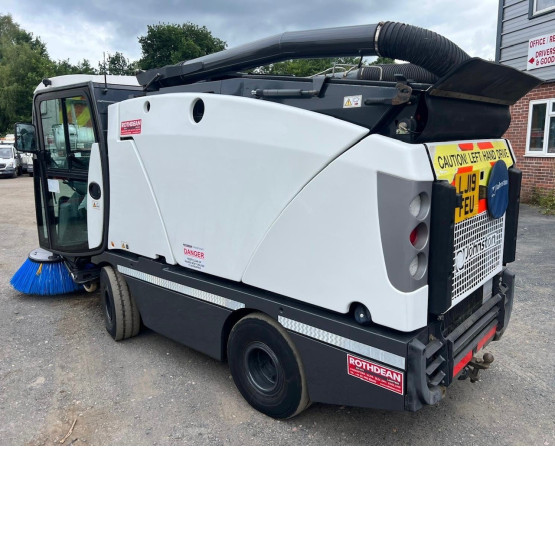 2019 JOHNSTON C202 ROAD SWEEPER in Compact Sweepers