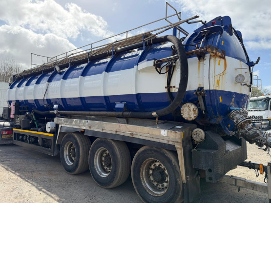 2003 SDC Waste Tanker in Vacuum Tankers Trailers