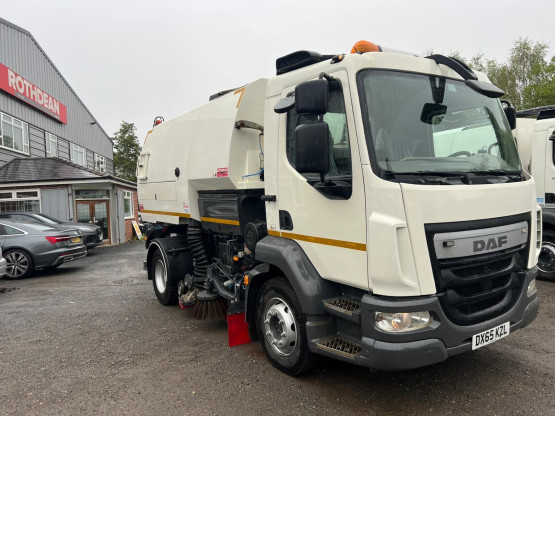 2015 DAF LF220 ROAD SWEEPER in Truck Mounted Sweepers