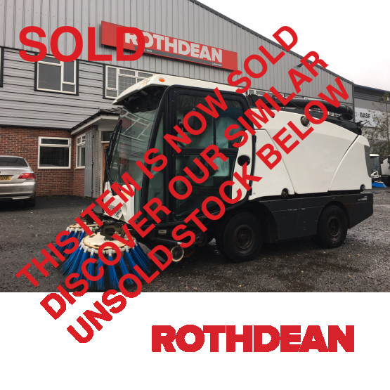 2010 JOHNSTON C200 in Compact Sweepers