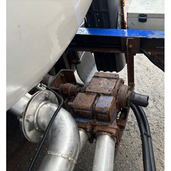 1995 Clayton  in Food & Chemical Tankers Trailers