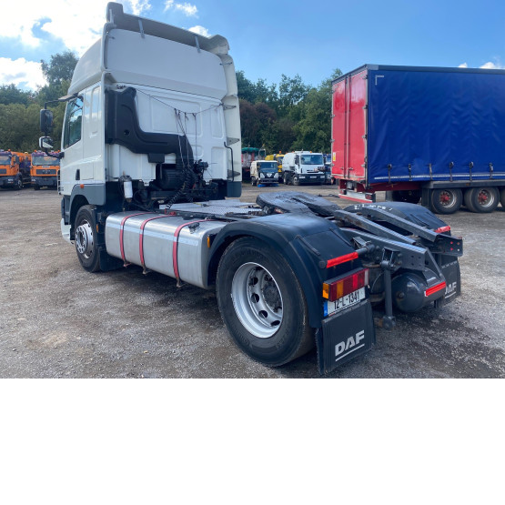 2012 DAF CF85-410 SKY CAB in 4x2 Tractor Units