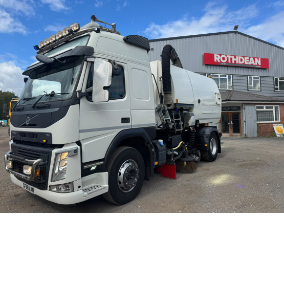 2018 VOLVO FM 330 Globetrotter in Truck Mounted Sweepers