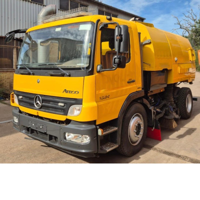 2010 MERCEDES ATEGO1324 BLUETEC 5 ROAD SWEEPER