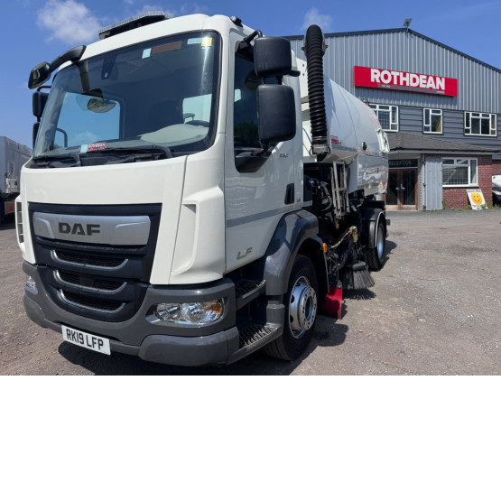 2019 DAF / JOHNSTON LF 230 FA in Truck Mounted Sweepers