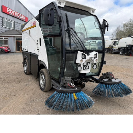 2017 JOHNSTON C101 ROAD SWEEPER in Compact Sweepers