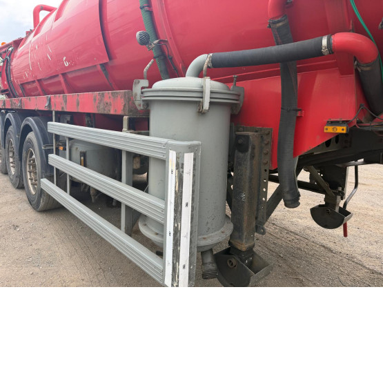 2003 Whale Waste Disposal Tanker in Vacuum Tankers Trailers